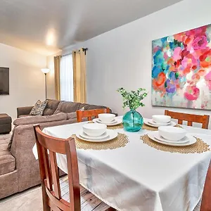 Holiday home 4-bedroom Comfort Ybor City, Close To Everything, Tampa